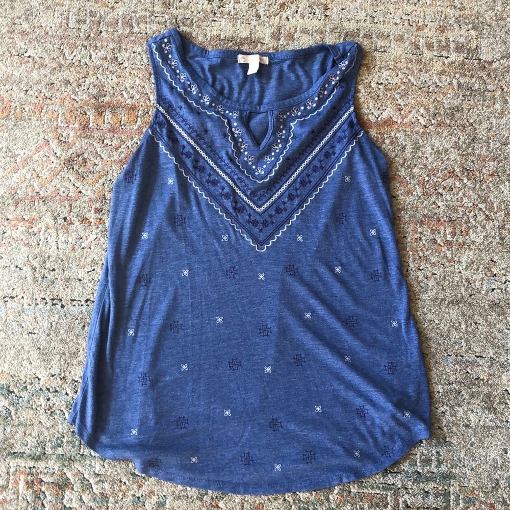 Embroidered tank-top